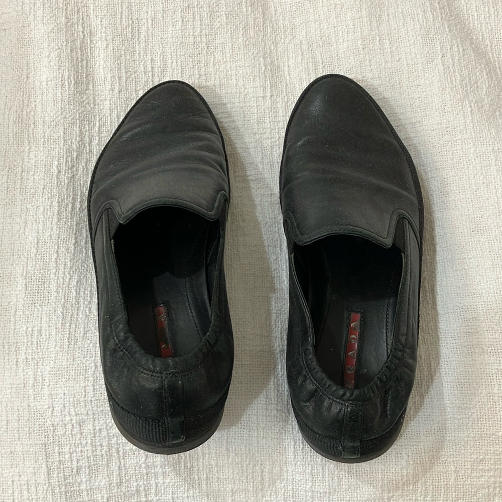 Prada men’s slip on shoes, could be worn casually or dressy. In great condition.